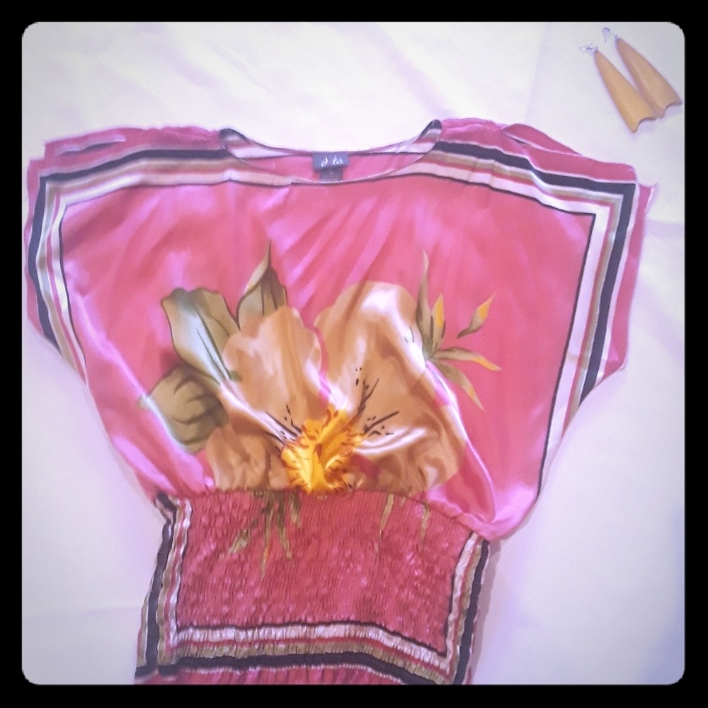 Silky Blouse Beautiful Blouse for the Summer